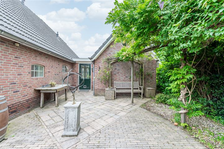 View photo 19 of Zonnenbergstraat 31