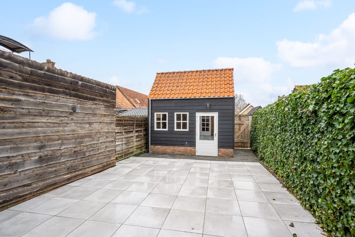 Foto 5 van Voorstraat 10