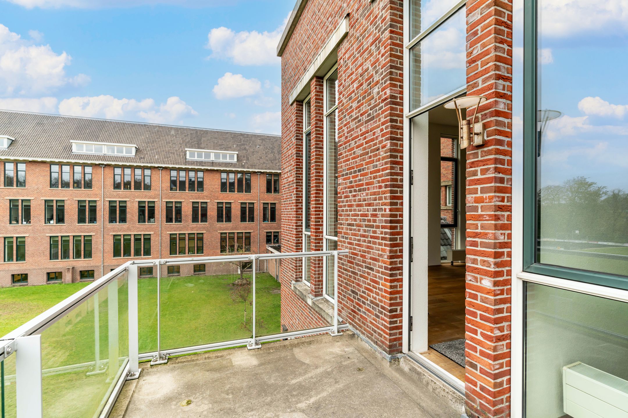 Foto 24 van Oostduinlaan 44-A