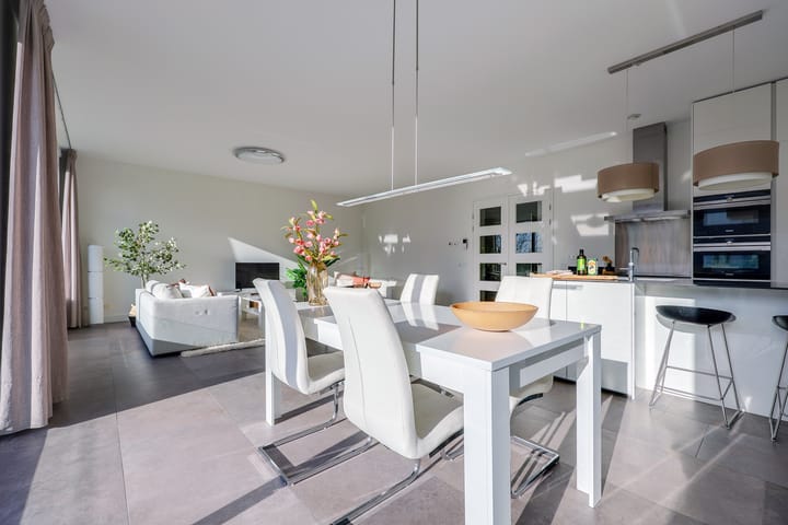 Foto 27 van Fred. Roeskestraat 92-C12