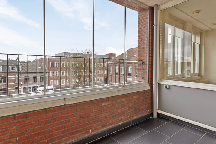 Foto 18 van Kerkstraat 1-C02