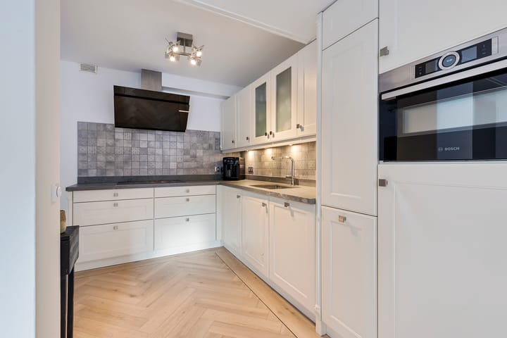 Photo 18 of It Perron 14