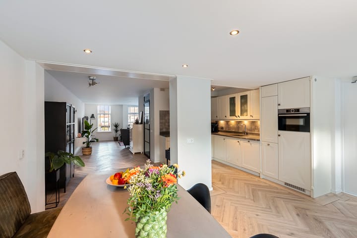 Photo 19 of It Perron 14