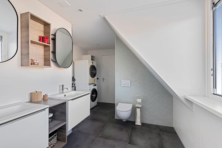 Photo 31 of It Perron 14