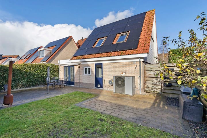 Photo 38 of It Perron 14