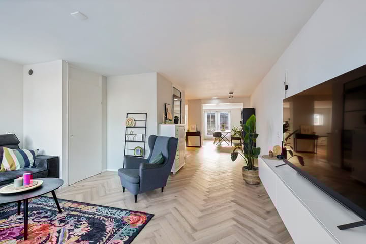 Photo 21 of It Perron 14