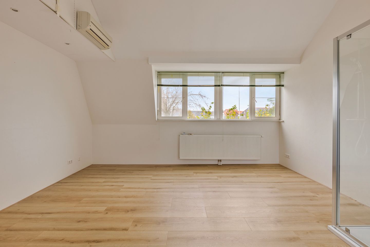 Foto 19 van Overschieseweg 2-K003