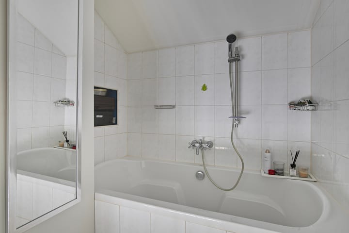 Foto 18 van Februaristraat 87