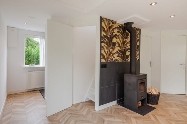 Photo 22 of Oosteinde 3-H3A