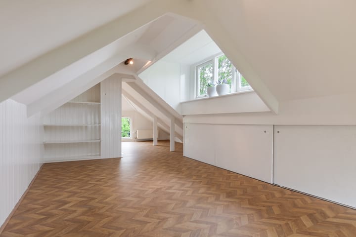 Photo 28 of Oosteinde 3-H3A