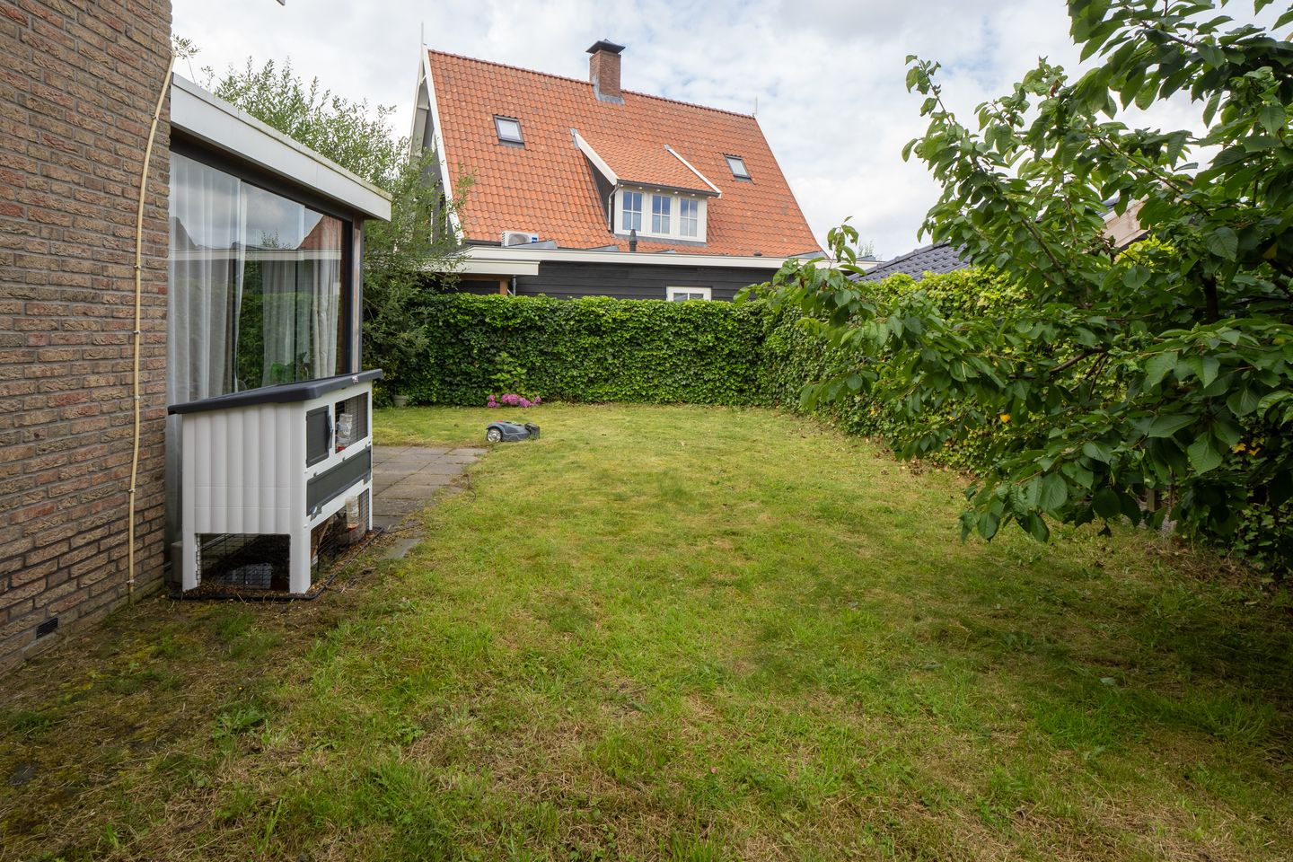 Photo 34 of Braam 10