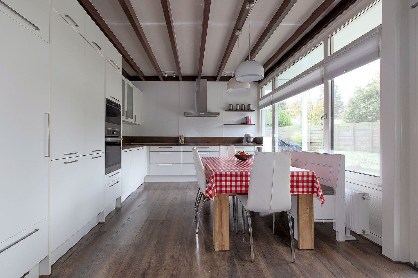 Foto 14 van Van Veen's park 6-A