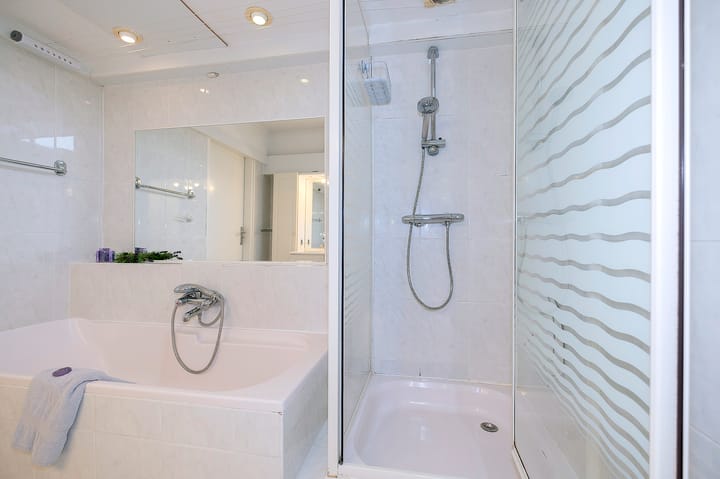 Foto 24 van Van Veen's park 6-A