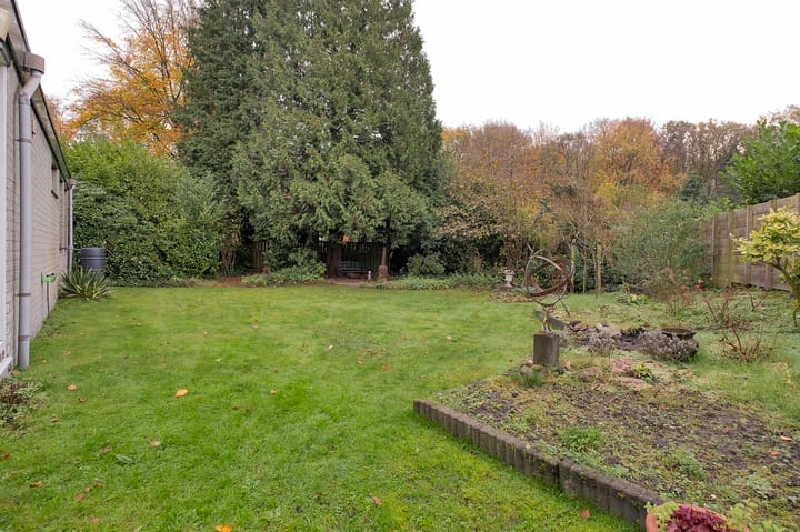 Foto 43 van Van Veen's park 6-A