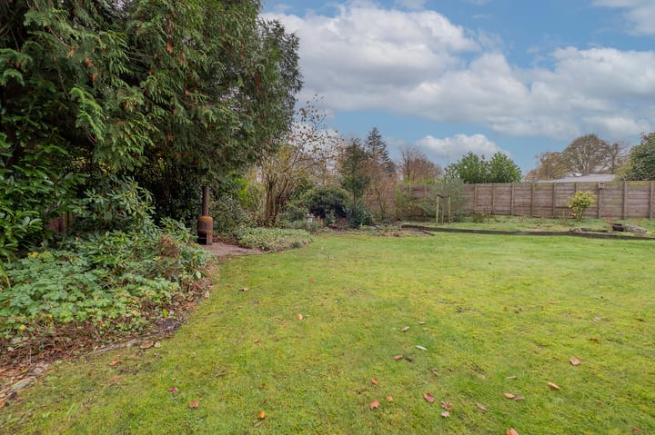 Foto 48 van Van Veen's park 6-A