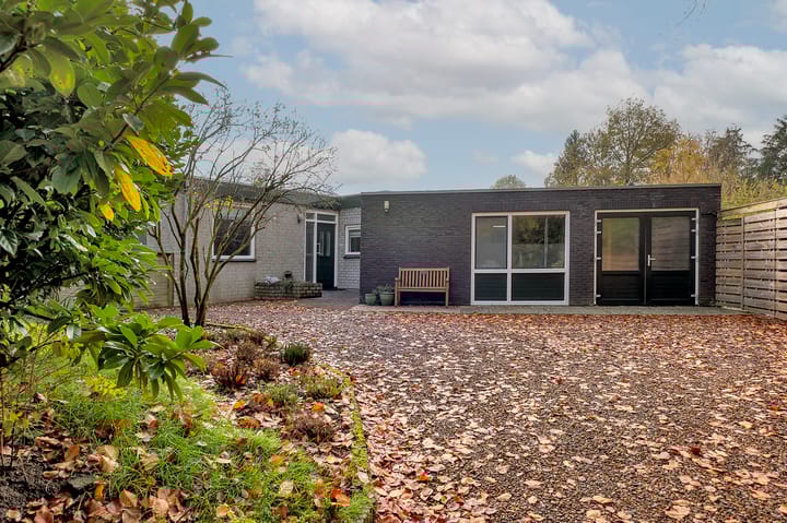 Foto 57 van Van Veen's park 6-A