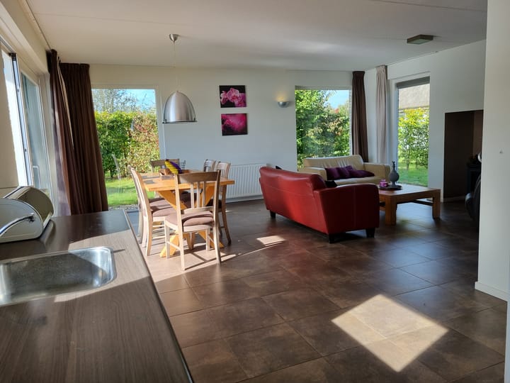 Foto 13 van Zuidlaarderweg 37-V105