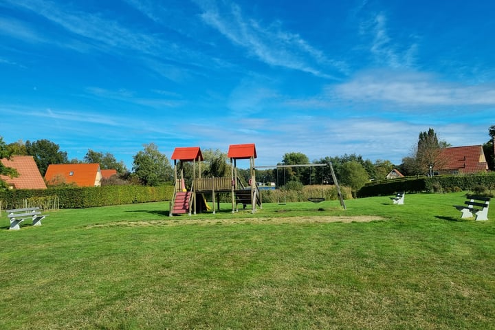 Bekijk foto 26 van Zuidlaarderweg 37-V105