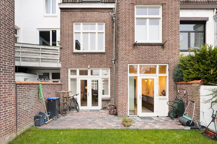 Foto 29 van Burg. de Hesselleplein 30