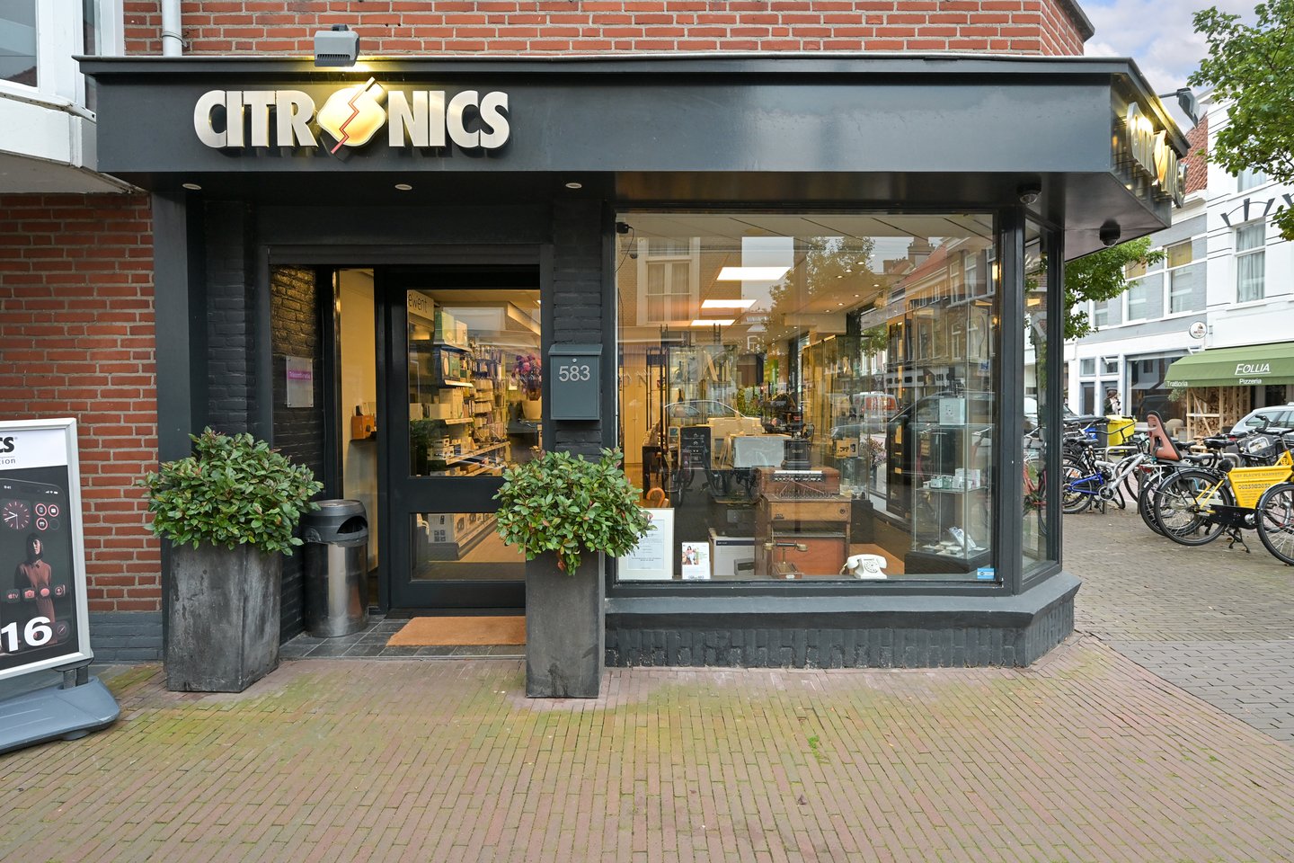 Bekijk foto 3 van Frederikstraat 583