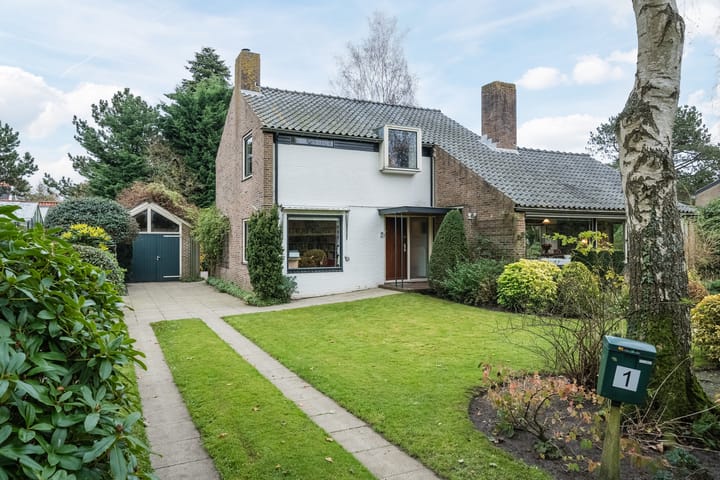 Foto 5 van Wolphert van Brederodeweg 1