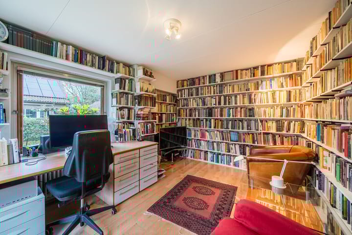 Photo 19 of Wolphert van Brederodeweg 1