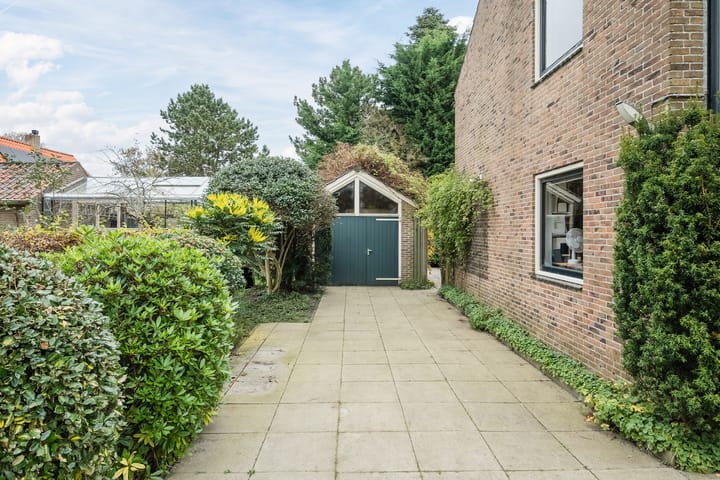 Photo 36 of Wolphert van Brederodeweg 1