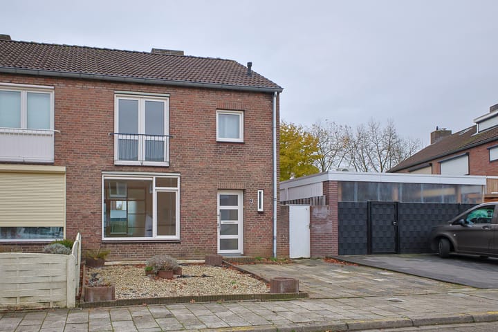 Photo 7 of Leonard Meullenersstraat 3