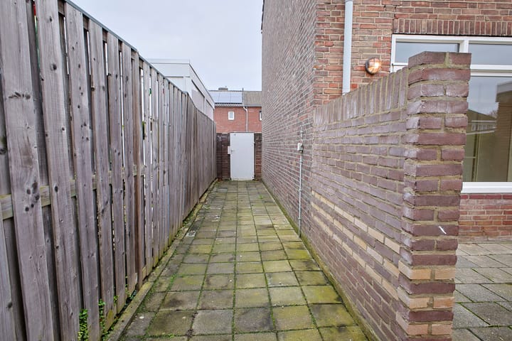 Photo 16 of Leonard Meullenersstraat 3