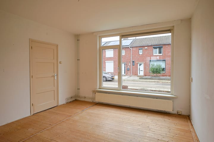 Photo 20 of Leonard Meullenersstraat 3