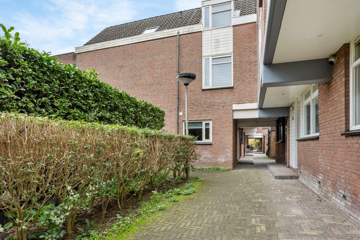 Foto 4 van Warenarburg 38