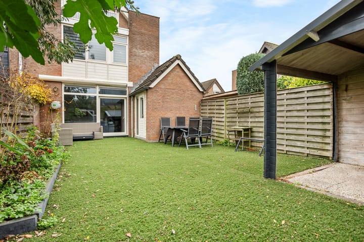 Foto 13 van Warenarburg 38