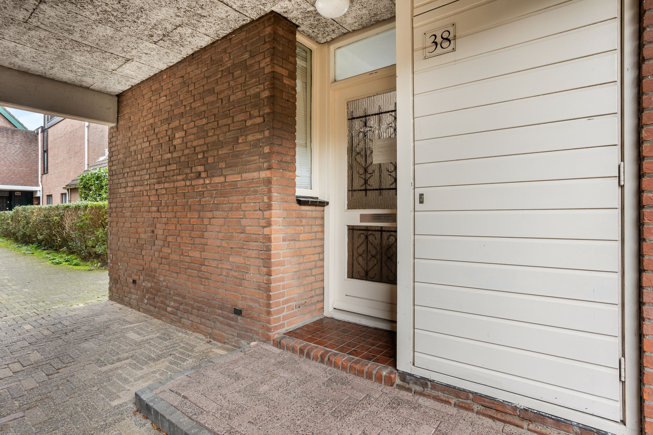 Foto 39 van Warenarburg 38