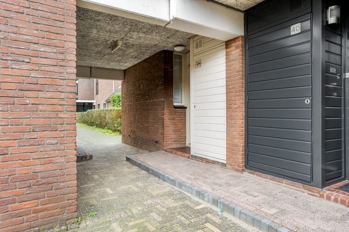 Foto 40 van Warenarburg 38