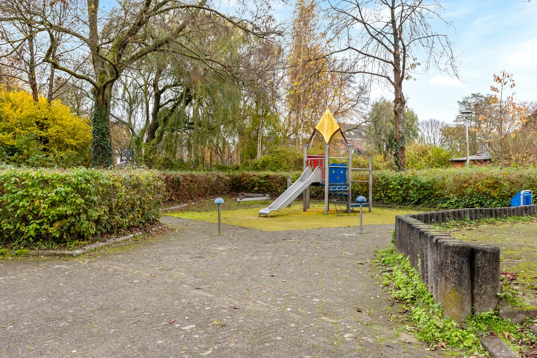 Foto 46 van Warenarburg 38