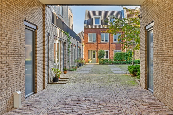 Foto 46 van Halvegas 1