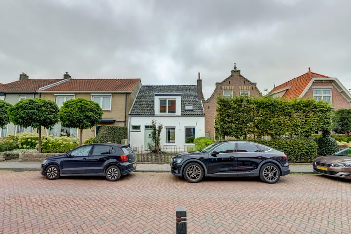 Foto 2 van Damstraat 56