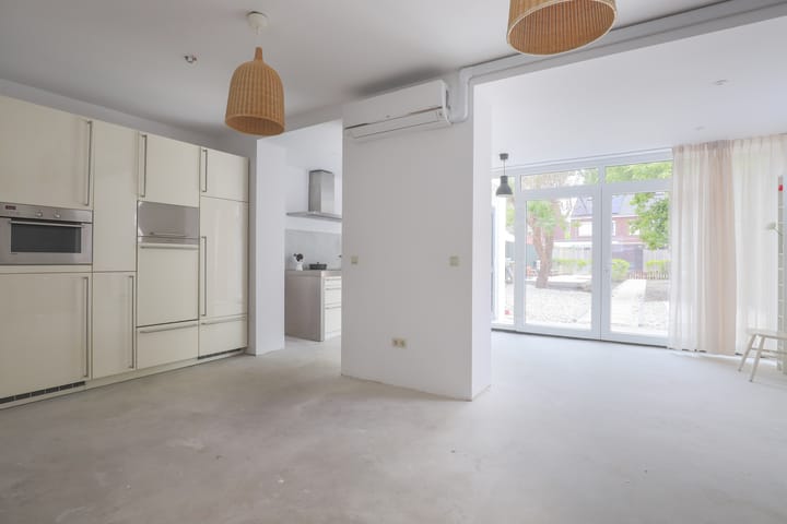 Foto 7 van Damstraat 56