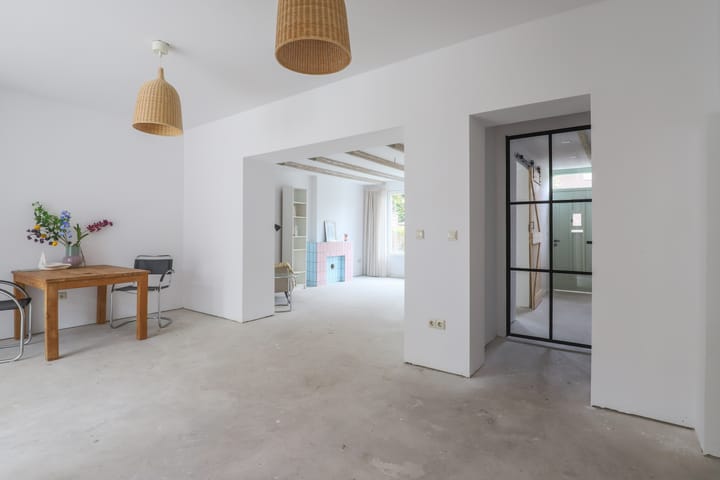 Foto 13 van Damstraat 56