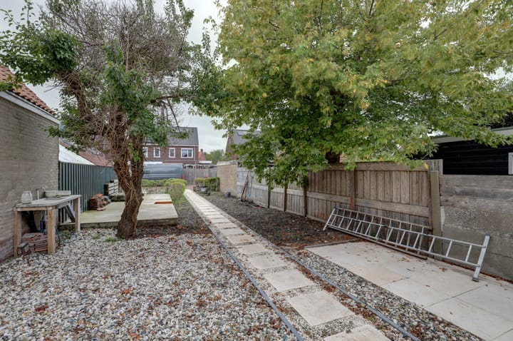 Foto 33 van Damstraat 56