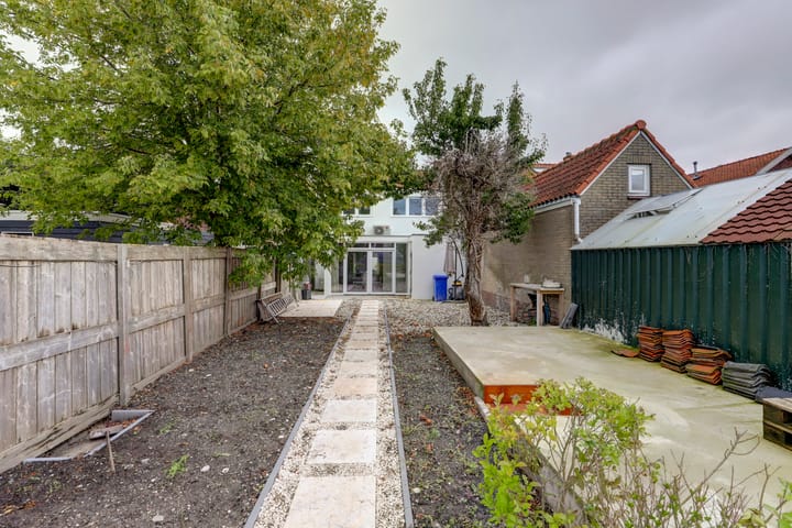 Foto 34 van Damstraat 56