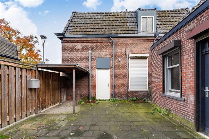 Bekijk foto 36 van Breukelsestraat 11