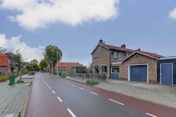 Bekijk foto 39 van Verlengde Maanderweg 26