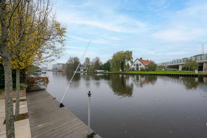 View photo 57 of Voorschoterweg 71-B