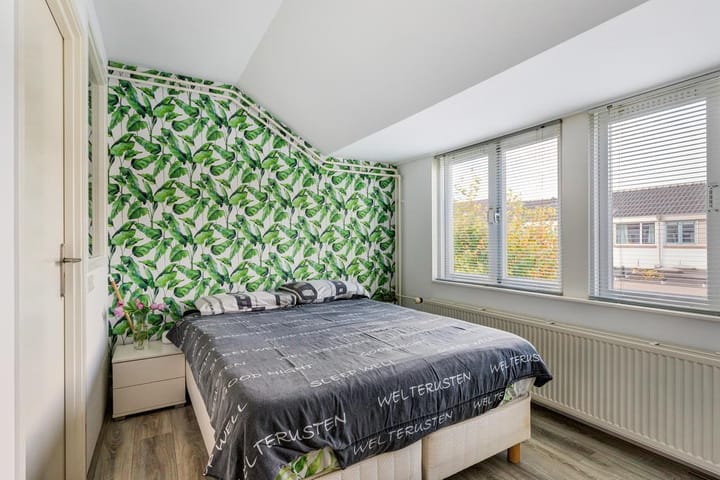 Foto 16 van Veldstraat 11