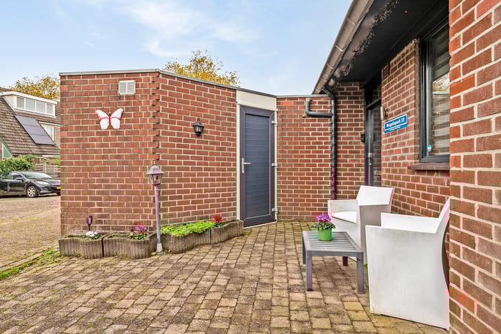 Foto 1 van Weigeliapark 59