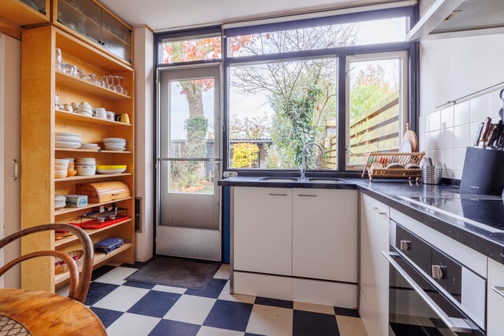 Foto 15 van Prof de Vrijerlaan 42