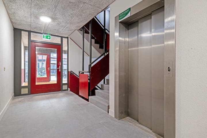 Photo 22 of Sint Ansfridusstraat 36-A