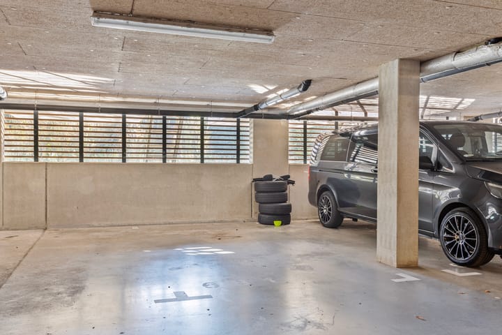 Foto 28 van Osdorper Ban 681