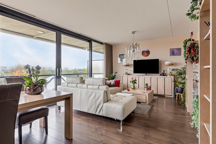 Foto 14 van Kooikerstraat 157